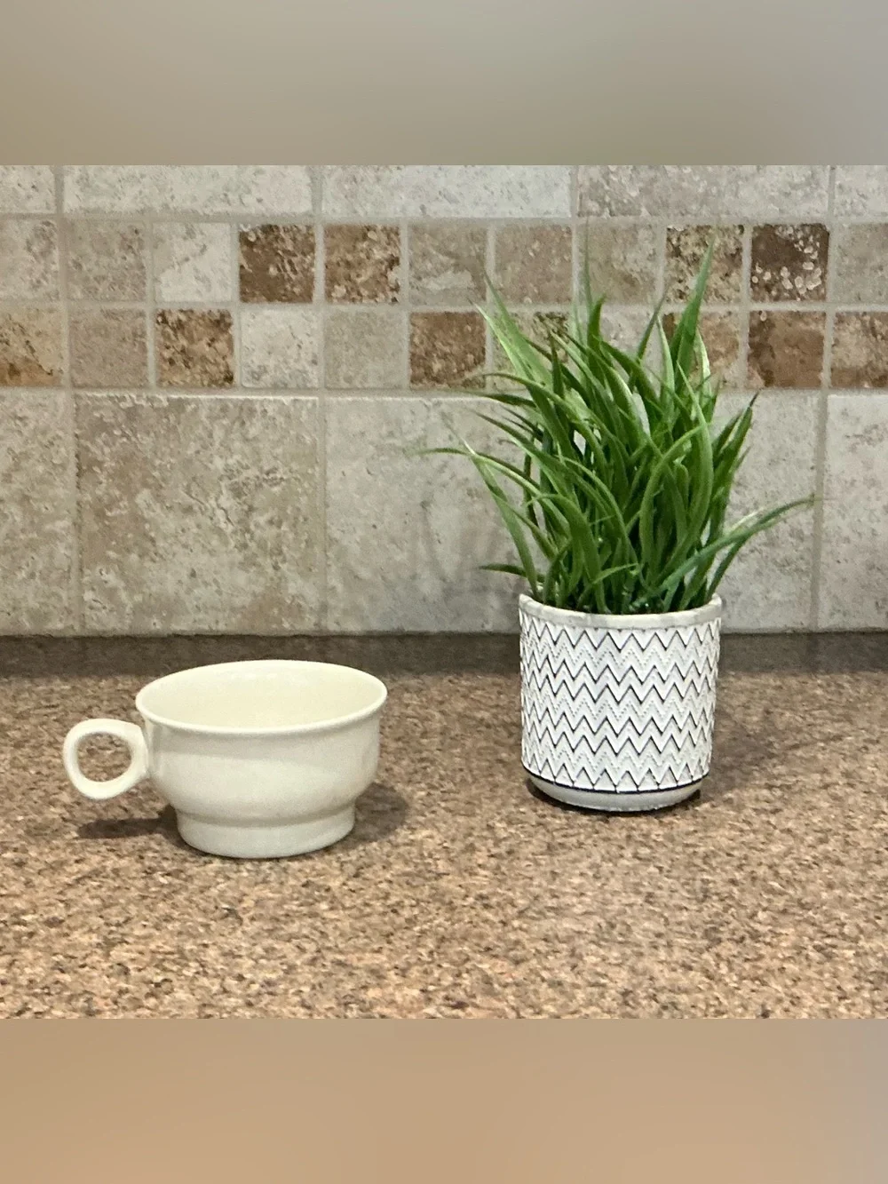 Pfaltzgraff Yorktowne Blue Floral Flat Coffee Cup/Soup Cups (1)